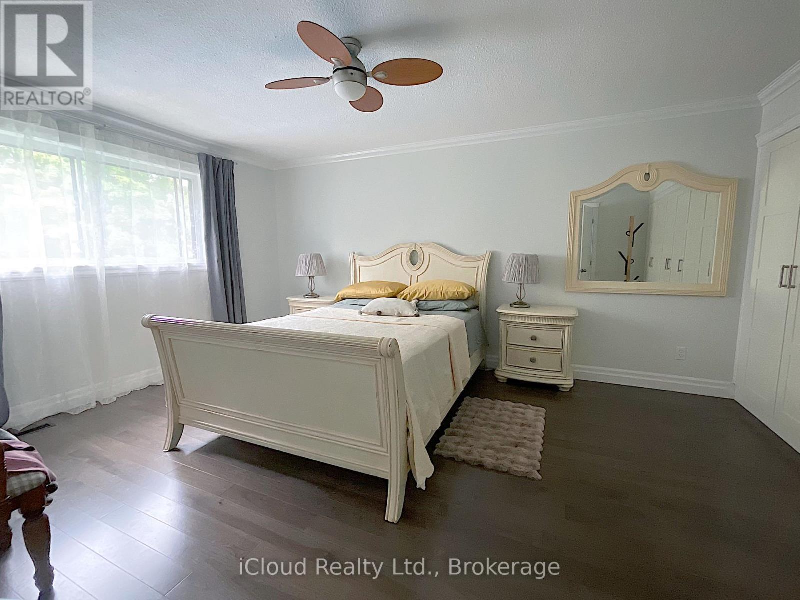 73 Wright Crescent, Caledon, ON - Indoor Photo Showing Bedroom