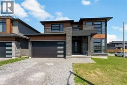7365 JONATHAN Drive Niagara Falls, ON L2H 3T3