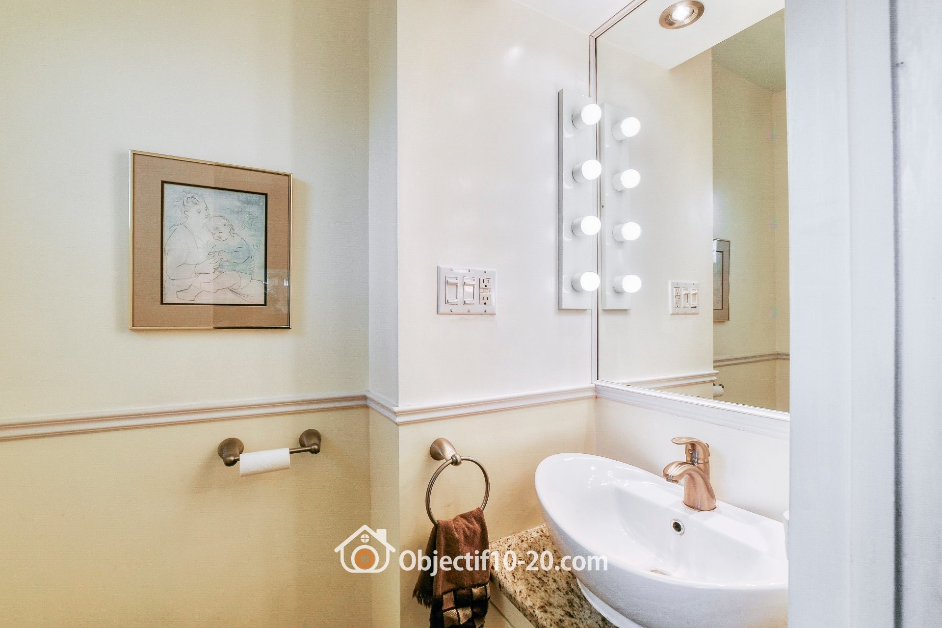 Powder room - 37 - 37A Av. Byette, Sainte-Agathe-Des-Monts, QC