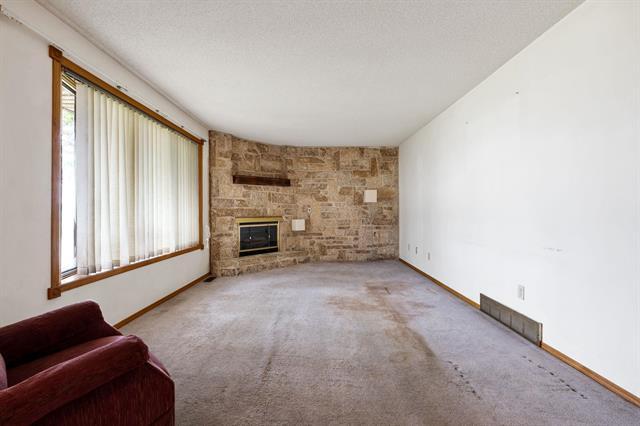 418 Netley Ave, Selkirk, MB