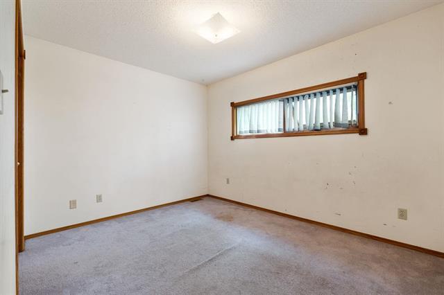 418 Netley Ave, Selkirk, MB