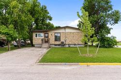 418 NETLEY AVE Selkirk, MB R1A 1H5