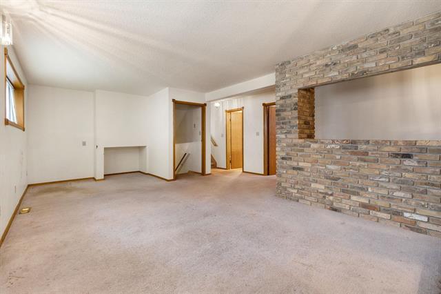 418 Netley Ave, Selkirk, MB