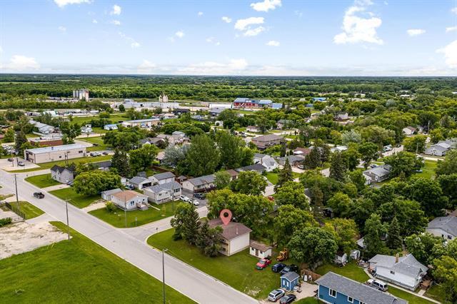 418 Netley Ave, Selkirk, MB
