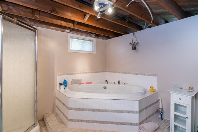 1187 Mountain Ave, Winnipeg, MB