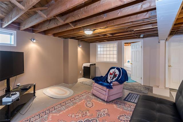 1187 Mountain Ave, Winnipeg, MB