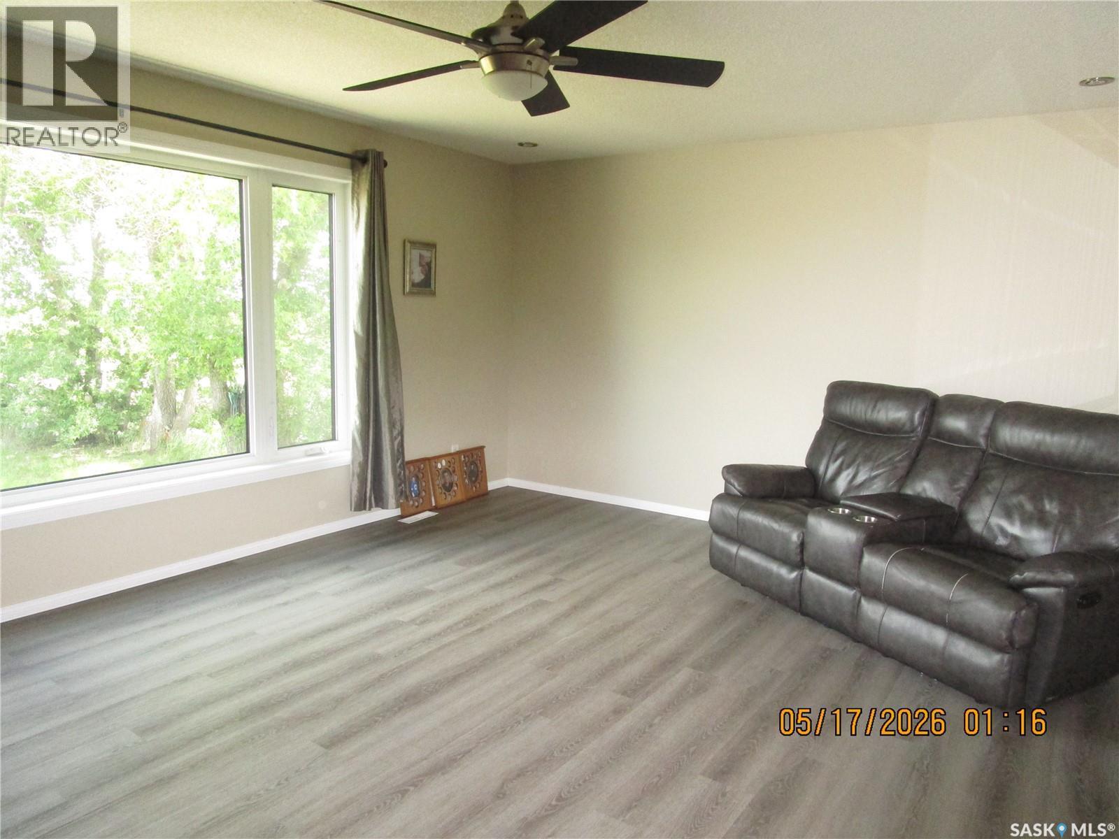 Monteyne Acreage, Poplar Valley Rm No. 12, SK
