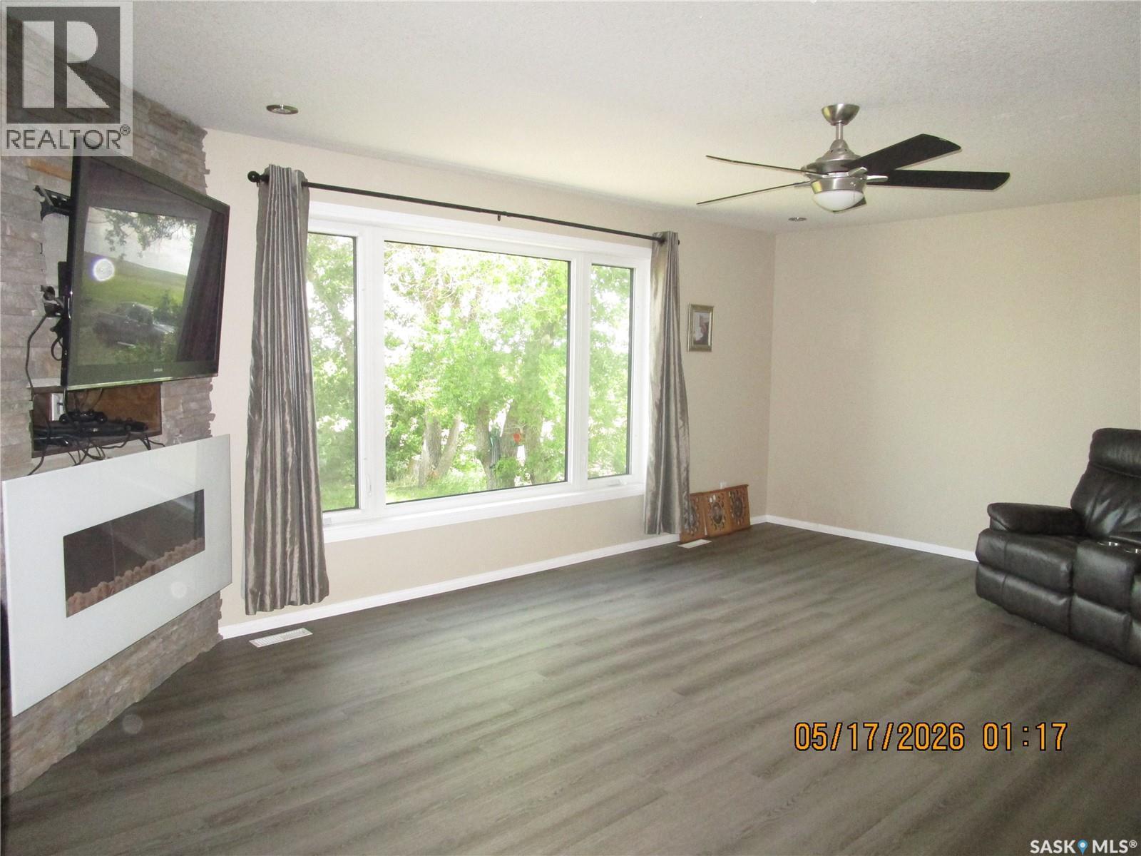 Monteyne Acreage, Poplar Valley Rm No. 12, SK