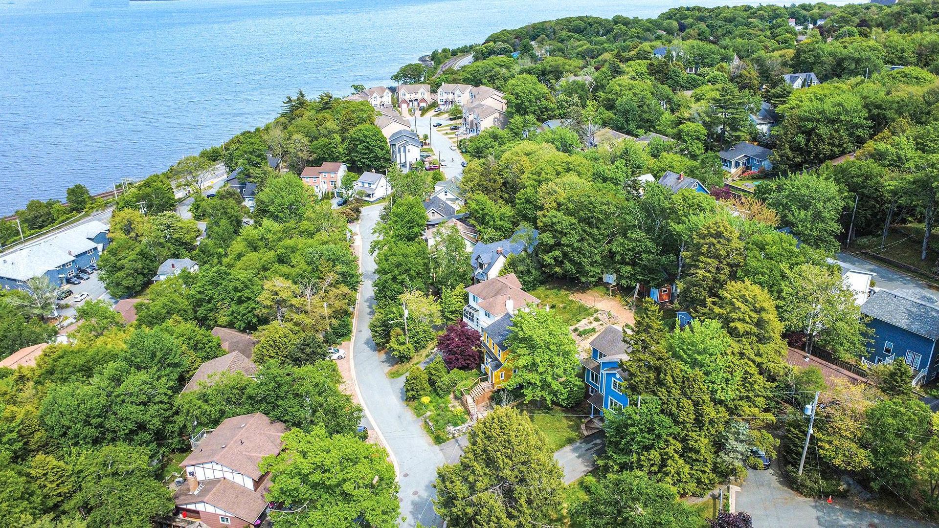 20 Dickson Avenue, Halifax, NS