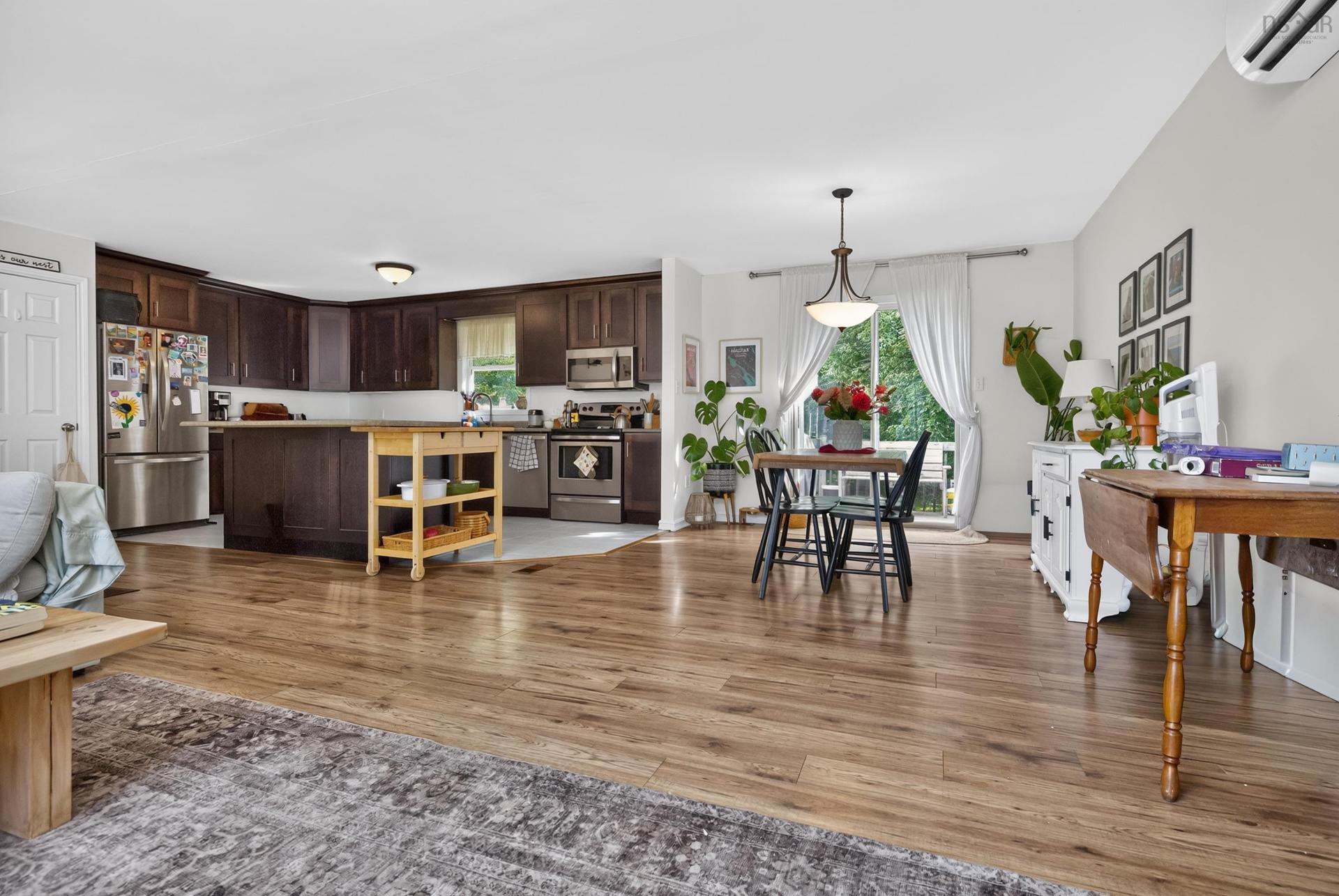 2 Randall Street, Dartmouth, NS
