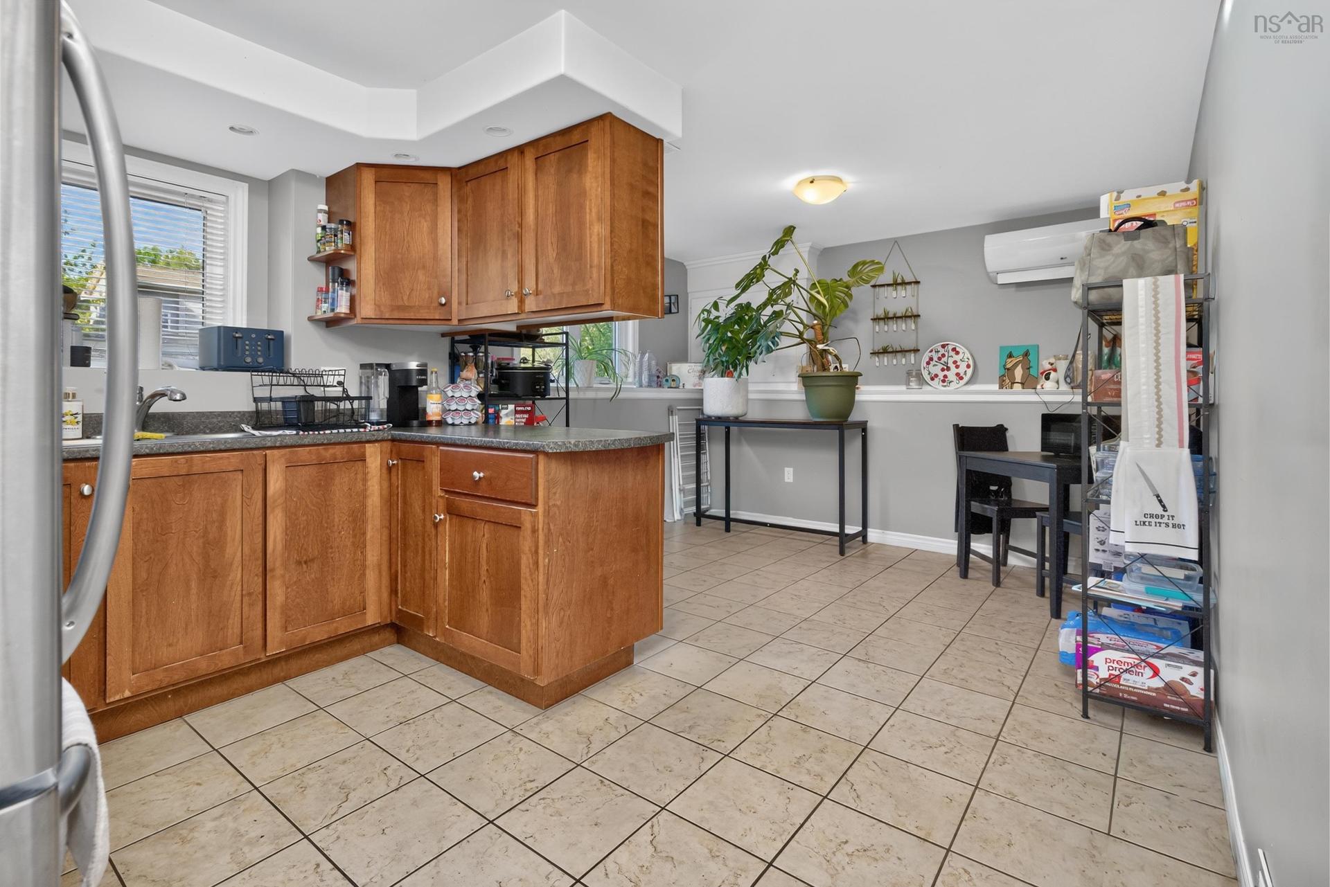 2 Randall Street, Dartmouth, NS