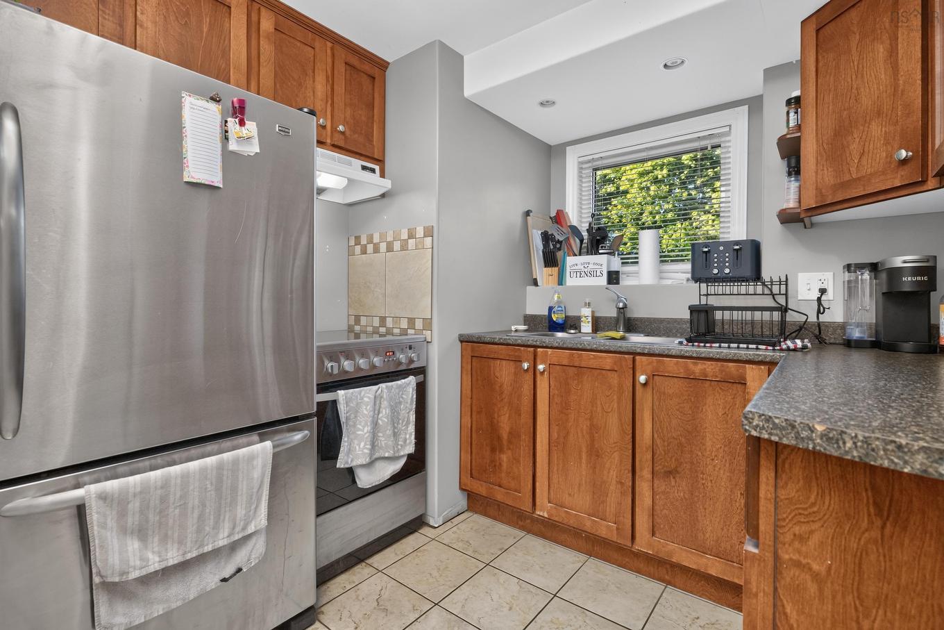 2 Randall Street, Dartmouth, NS
