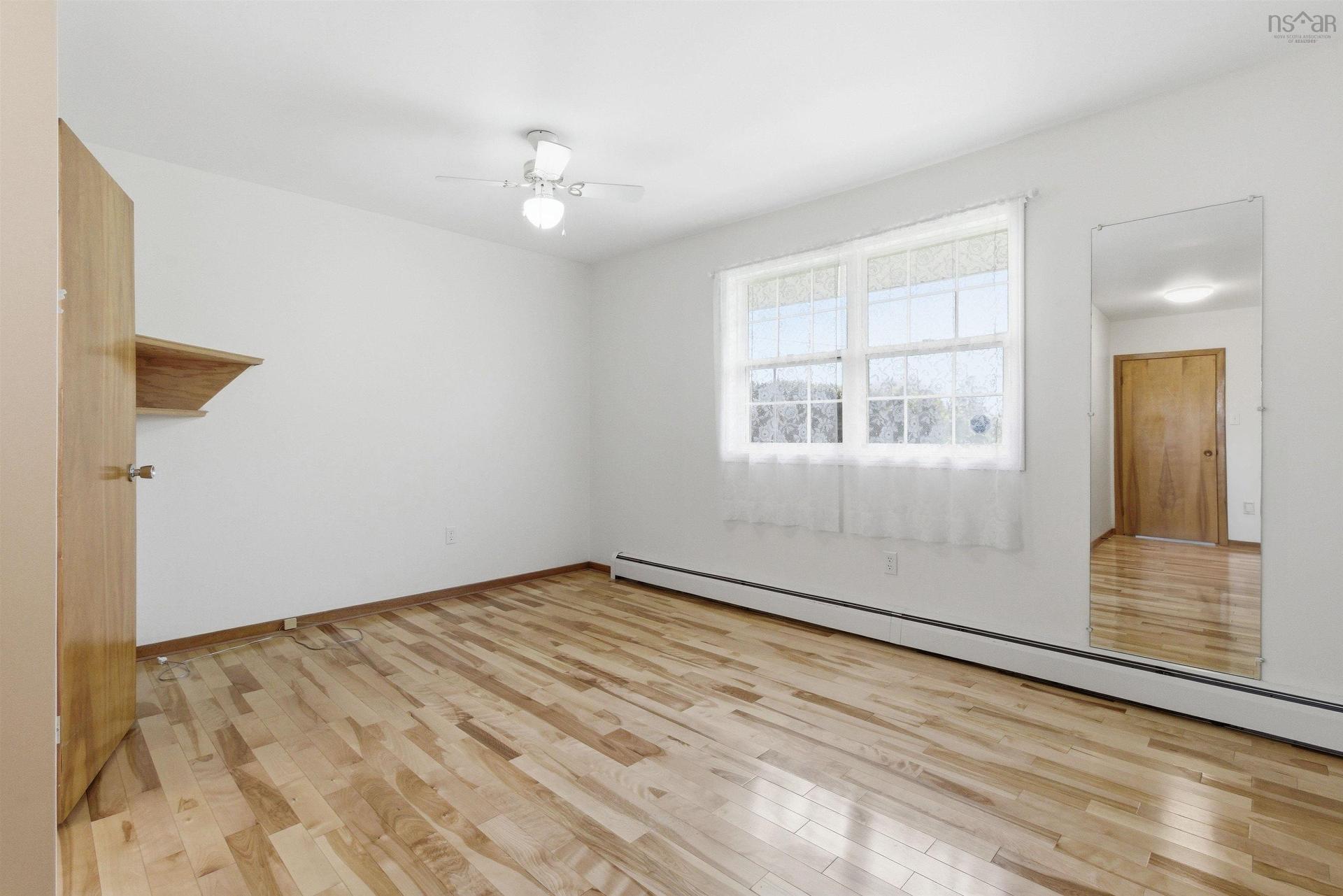 21 Hillcrest Lane, Upper Burlington, NS