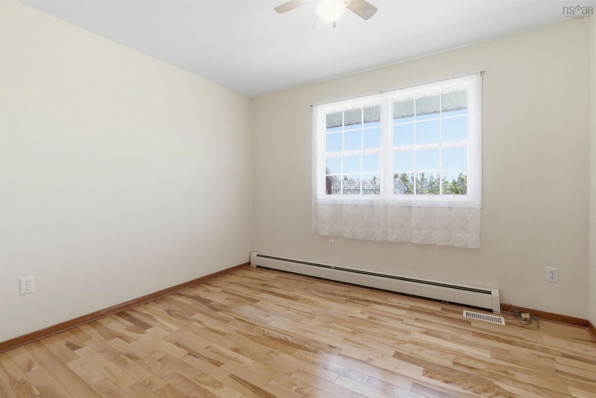 21 Hillcrest Lane, Upper Burlington, NS