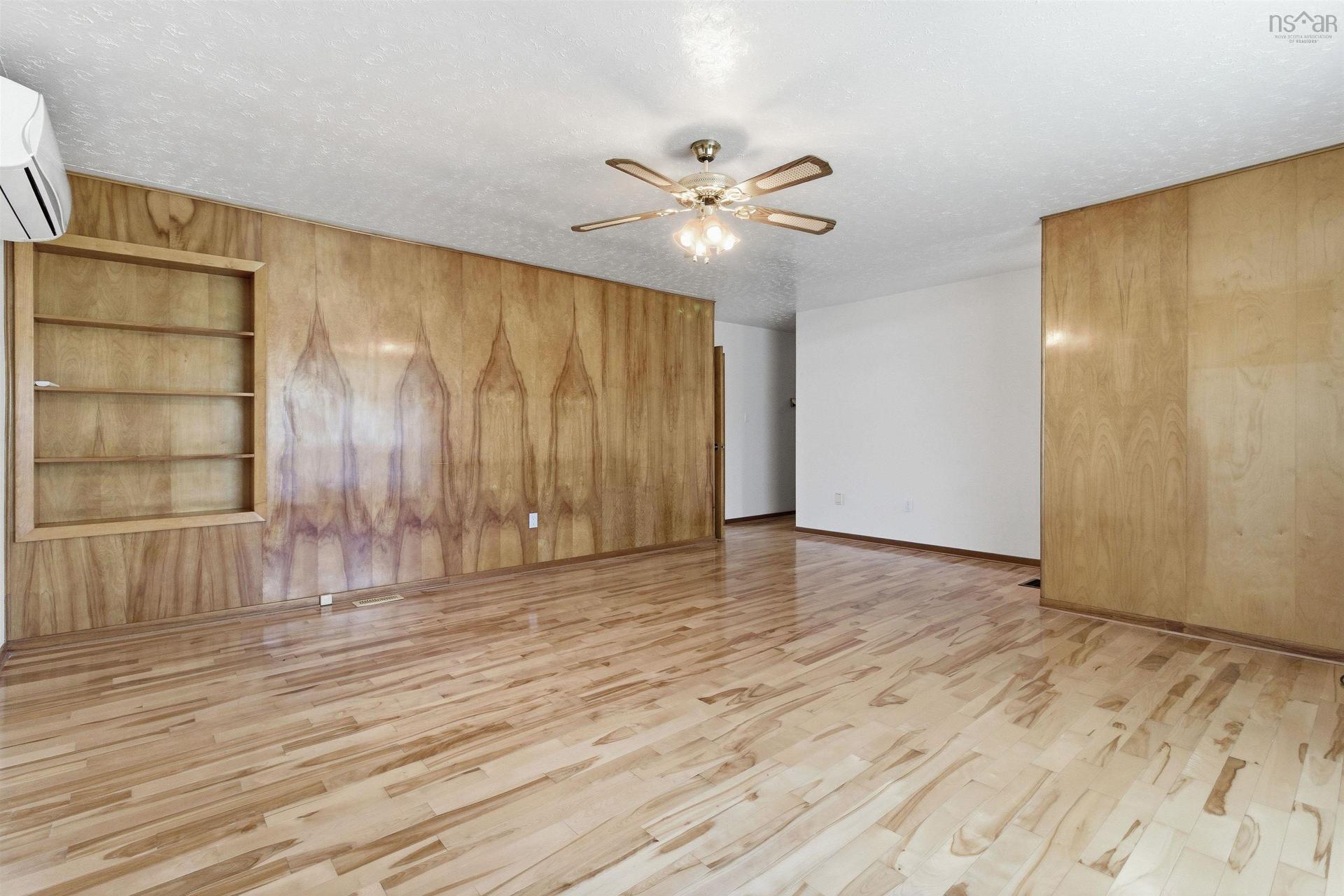 21 Hillcrest Lane, Upper Burlington, NS