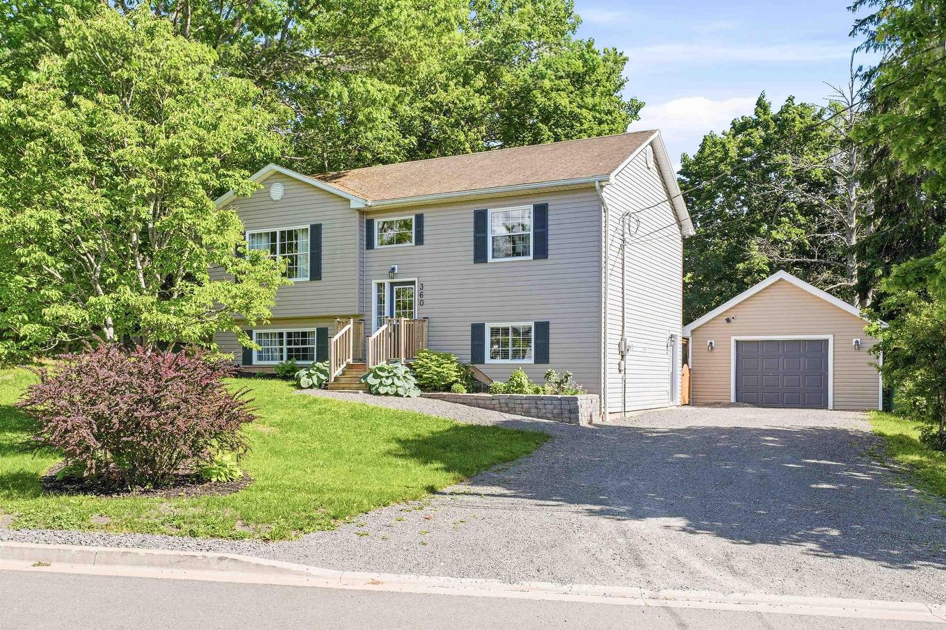 360 Highland Avenue, Windsor, NS