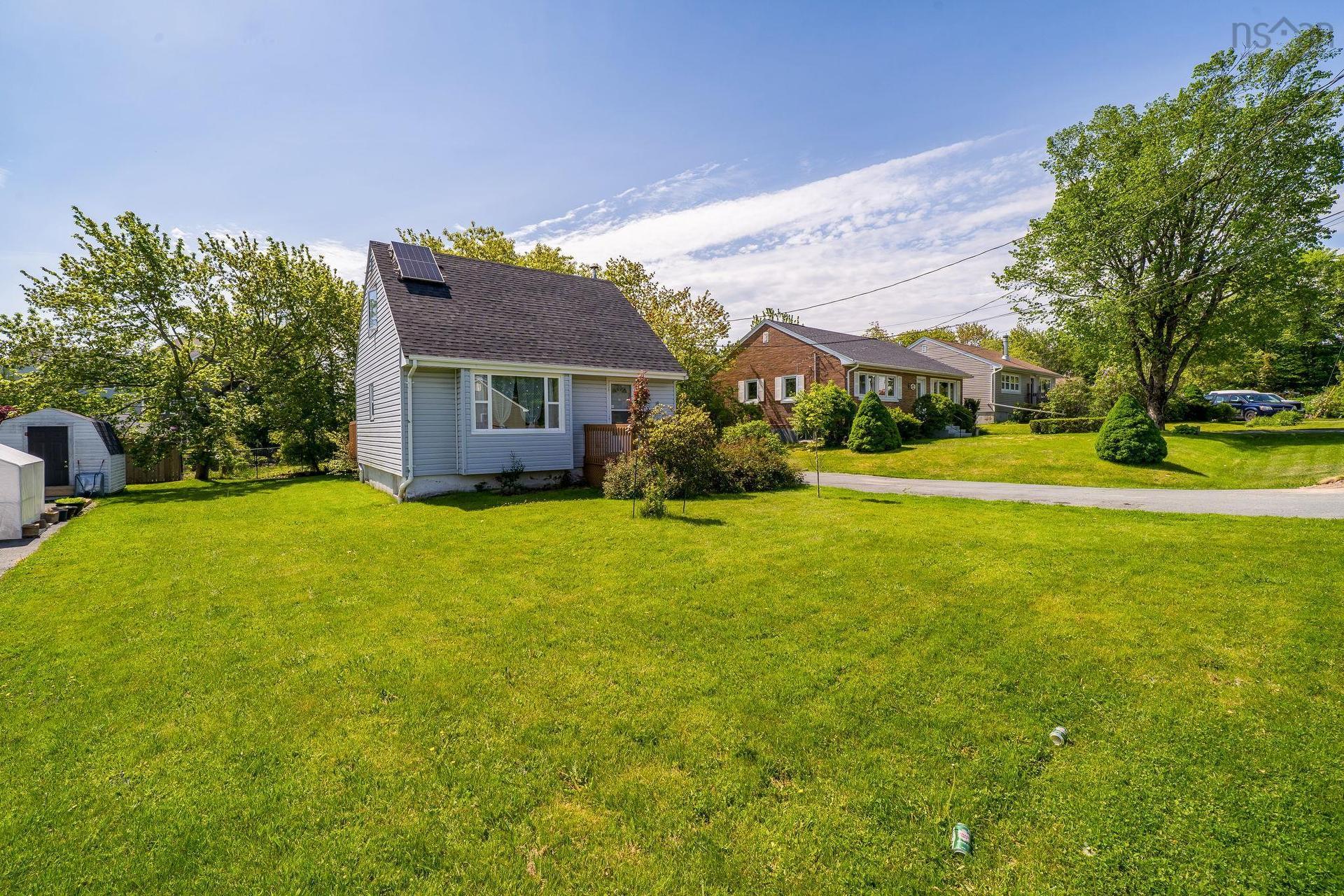 18 Avon Crescent, Spryfield, NS