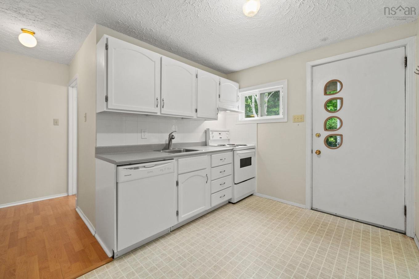 15 Idlewylde Road, Halifax, NS
