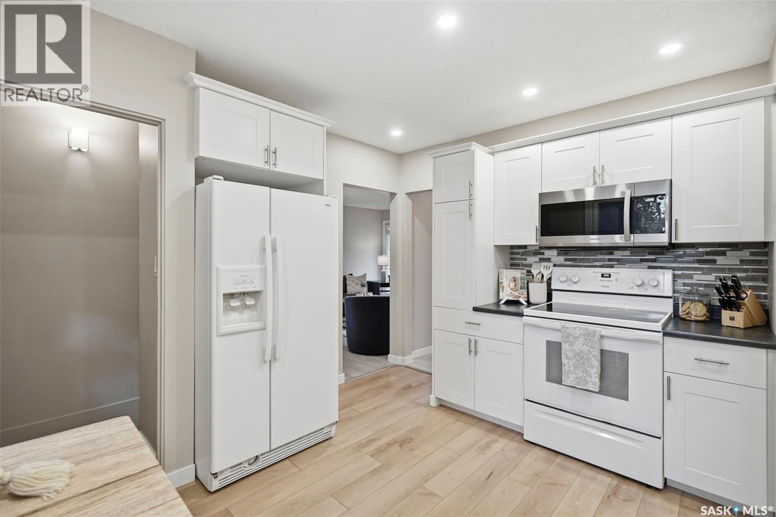 2313 Dufferin Avenue, Saskatoon, SK
