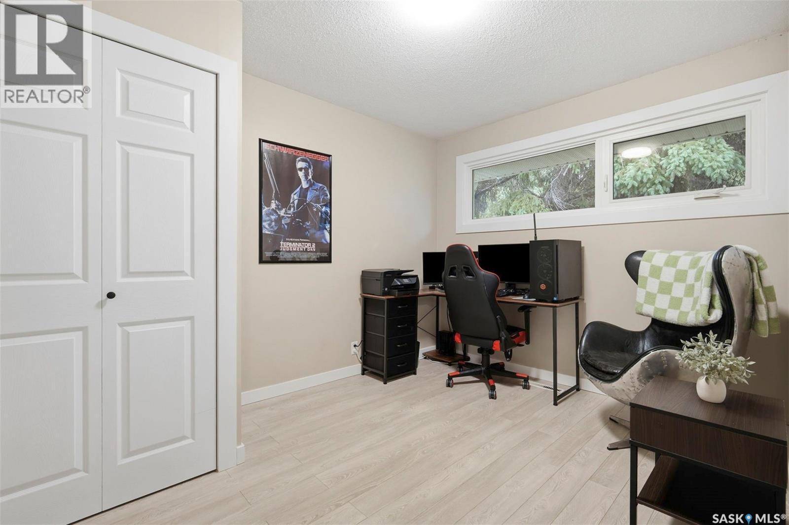 2313 Dufferin Avenue, Saskatoon, SK