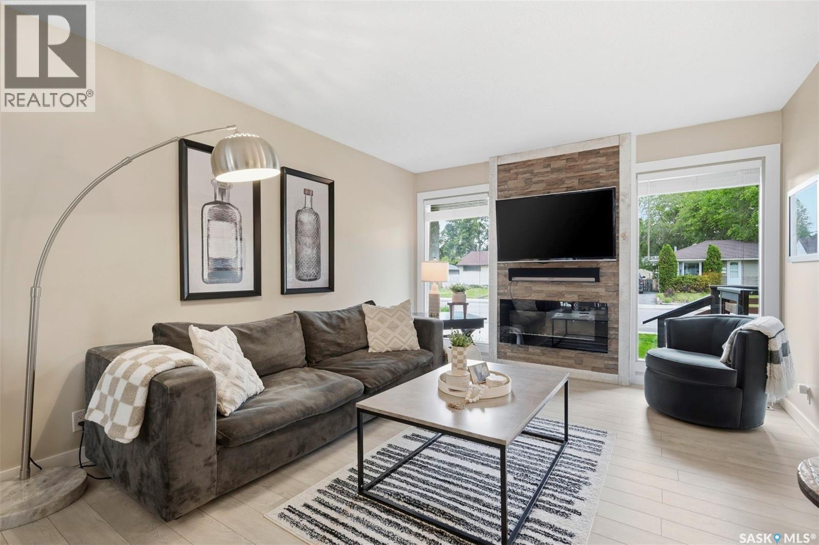2313 Dufferin Avenue, Saskatoon, SK