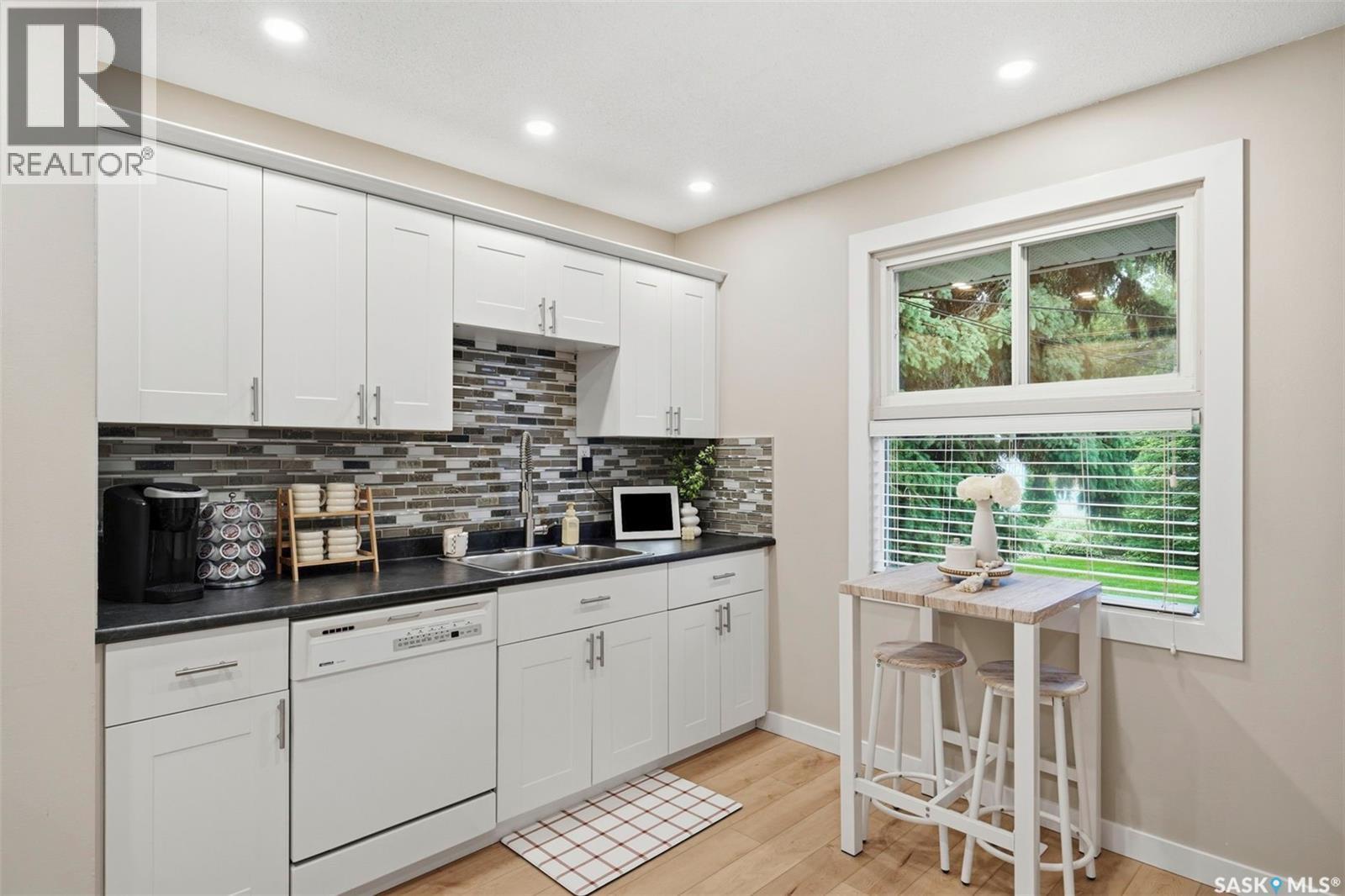 2313 Dufferin Avenue, Saskatoon, SK
