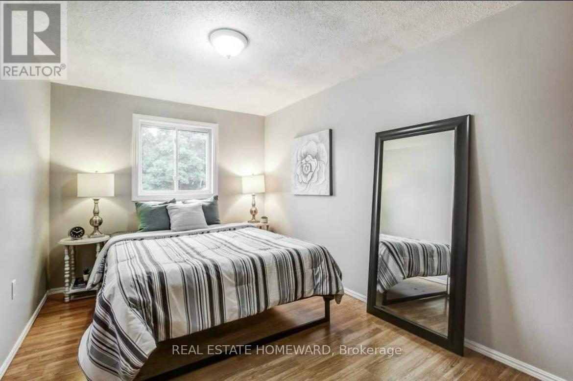 2336 Malcolm Crescent, Burlington, ON
