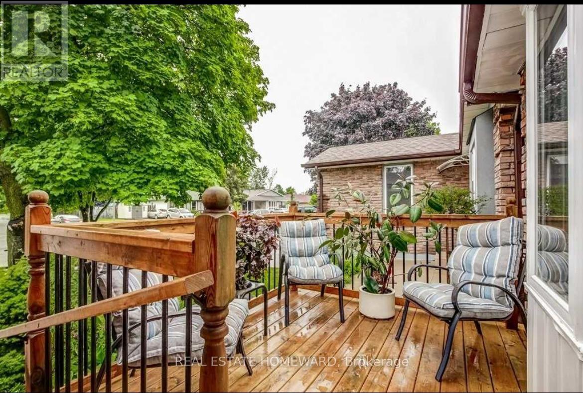 2336 Malcolm Crescent, Burlington, ON