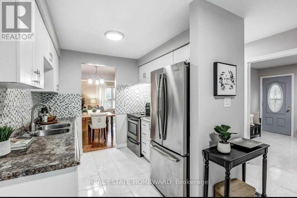 2336 Malcolm Crescent, Burlington, ON