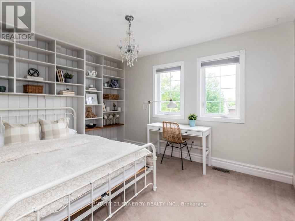 26 Jacqueline Crescent, Ottawa, ON