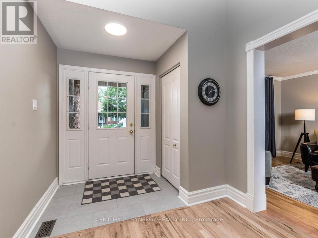 26 Jacqueline Crescent, Ottawa, ON