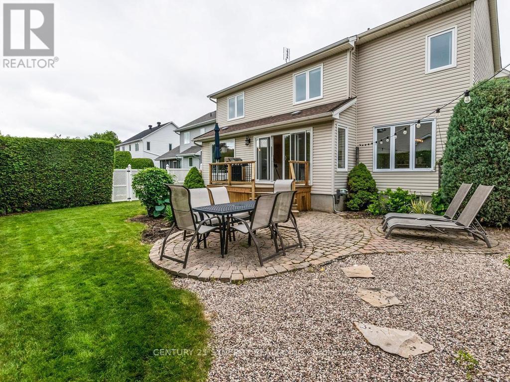 26 Jacqueline Crescent, Ottawa, ON