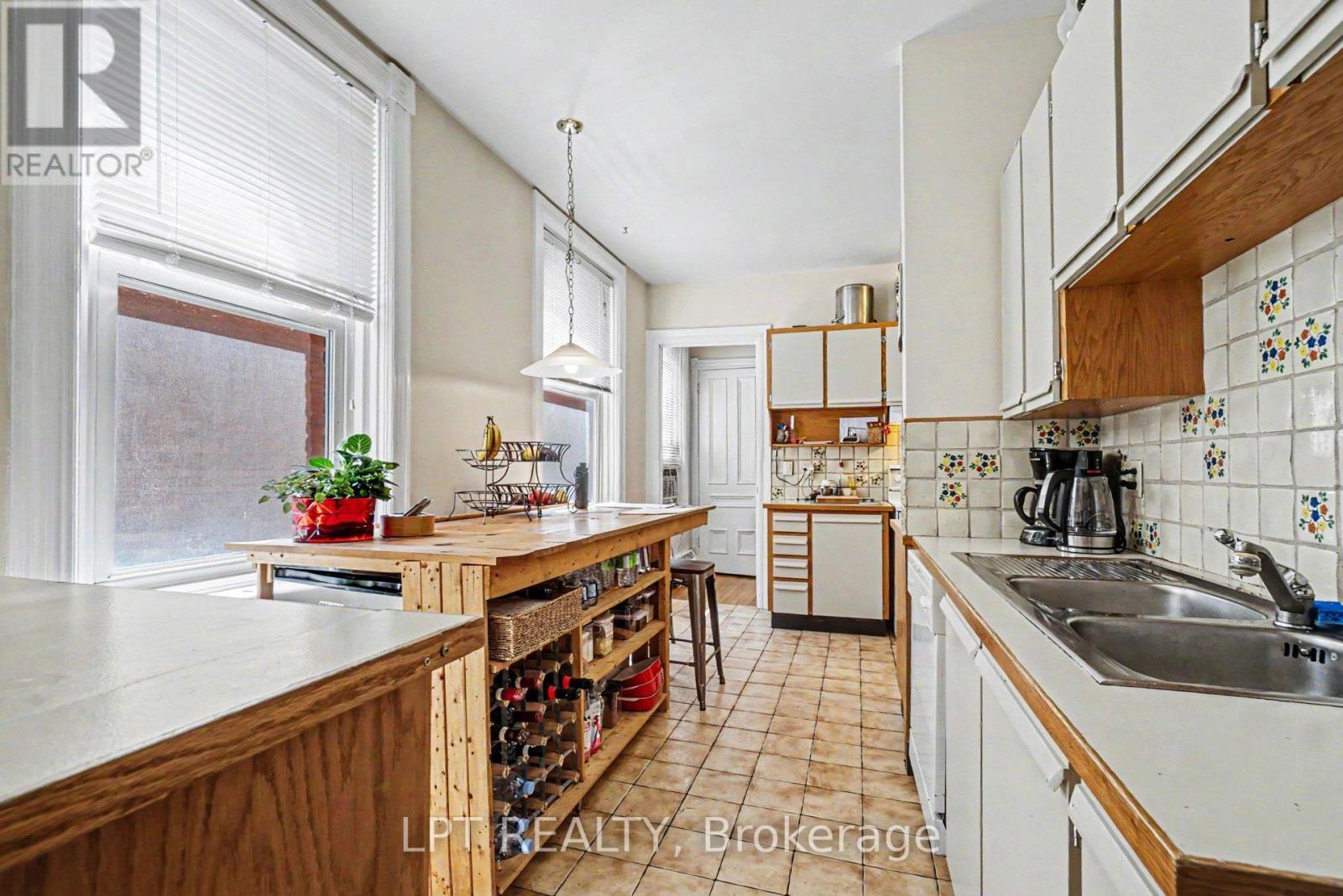 475 Maclaren Street, Ottawa, ON