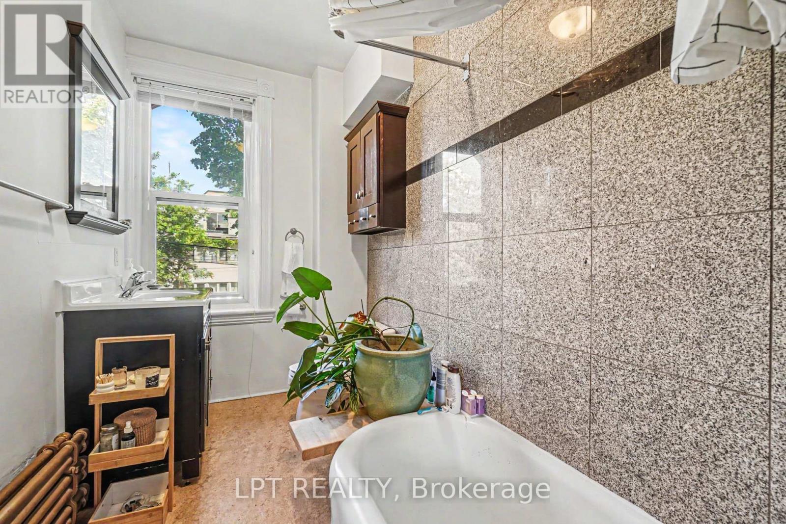 475 Maclaren Street, Ottawa, ON