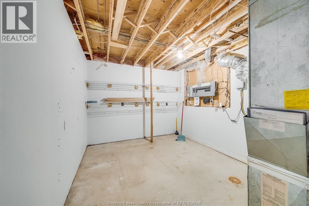 1694 Chornoby, Tecumseh, ON