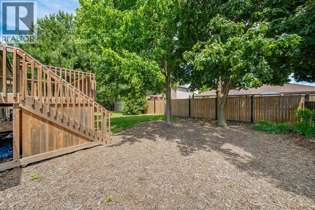 1694 Chornoby, Tecumseh, ON