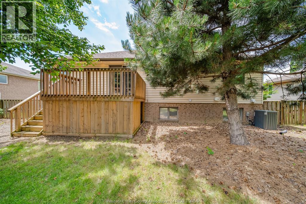 1694 Chornoby, Tecumseh, ON