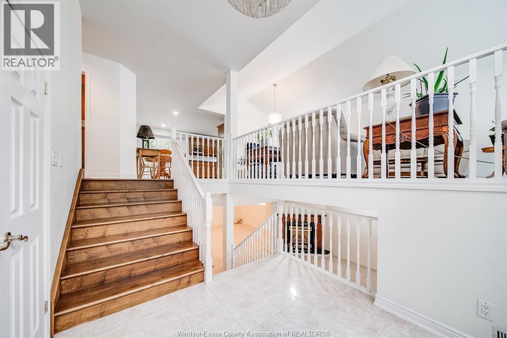 1694 Chornoby, Tecumseh, ON