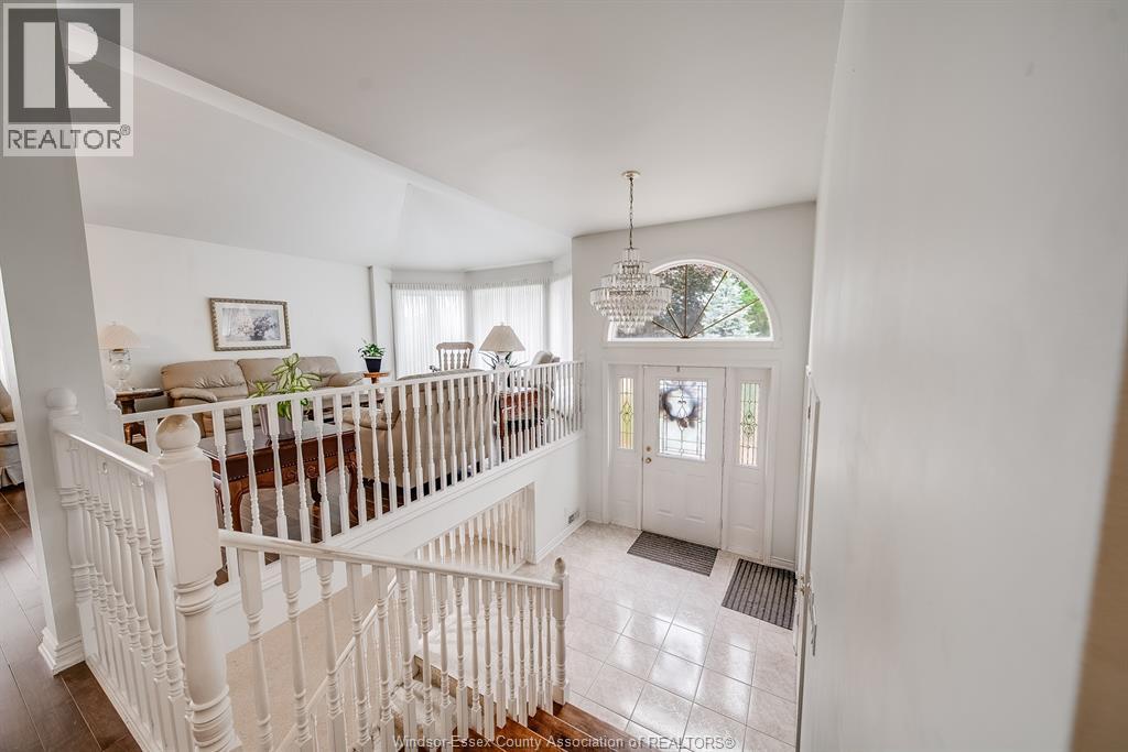 1694 Chornoby, Tecumseh, ON