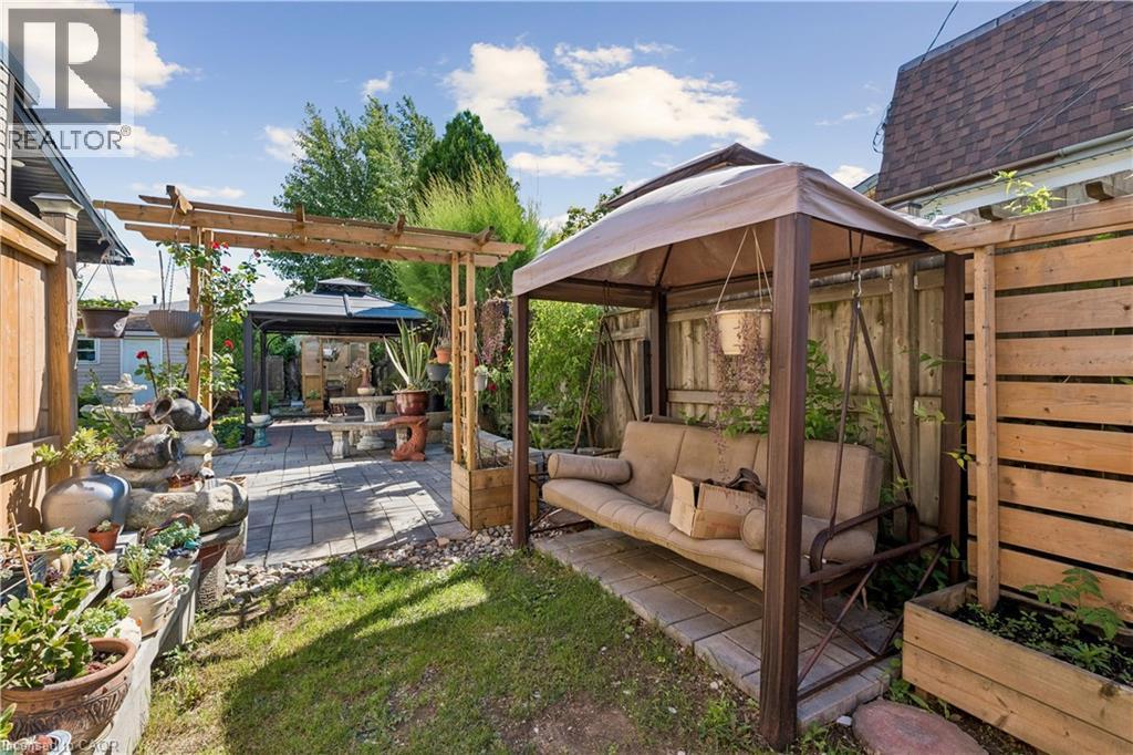180 Campbell Avenue, Hamilton, ON - Outdoor With Exterior
