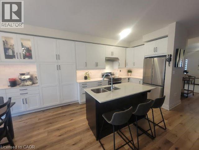 16 Raspberry Lane, Mount Hope, ON