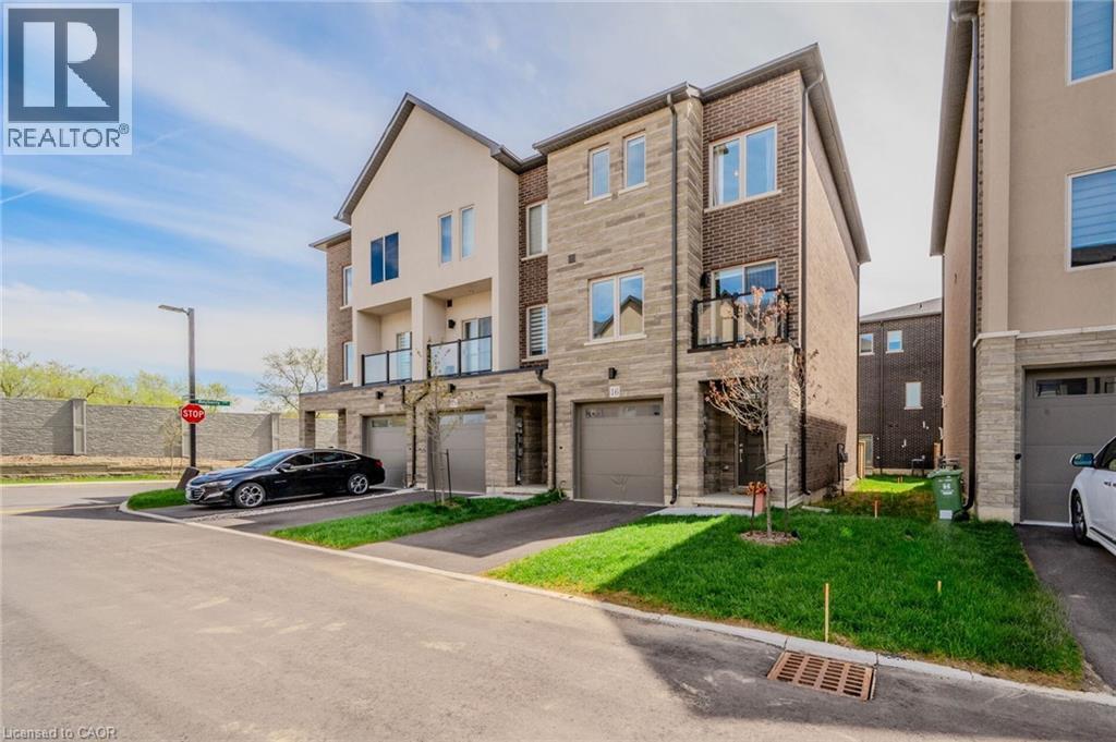 16 Raspberry Lane, Mount Hope, ON