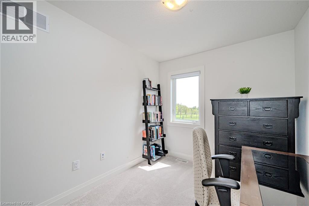 16 Raspberry Lane, Mount Hope, ON