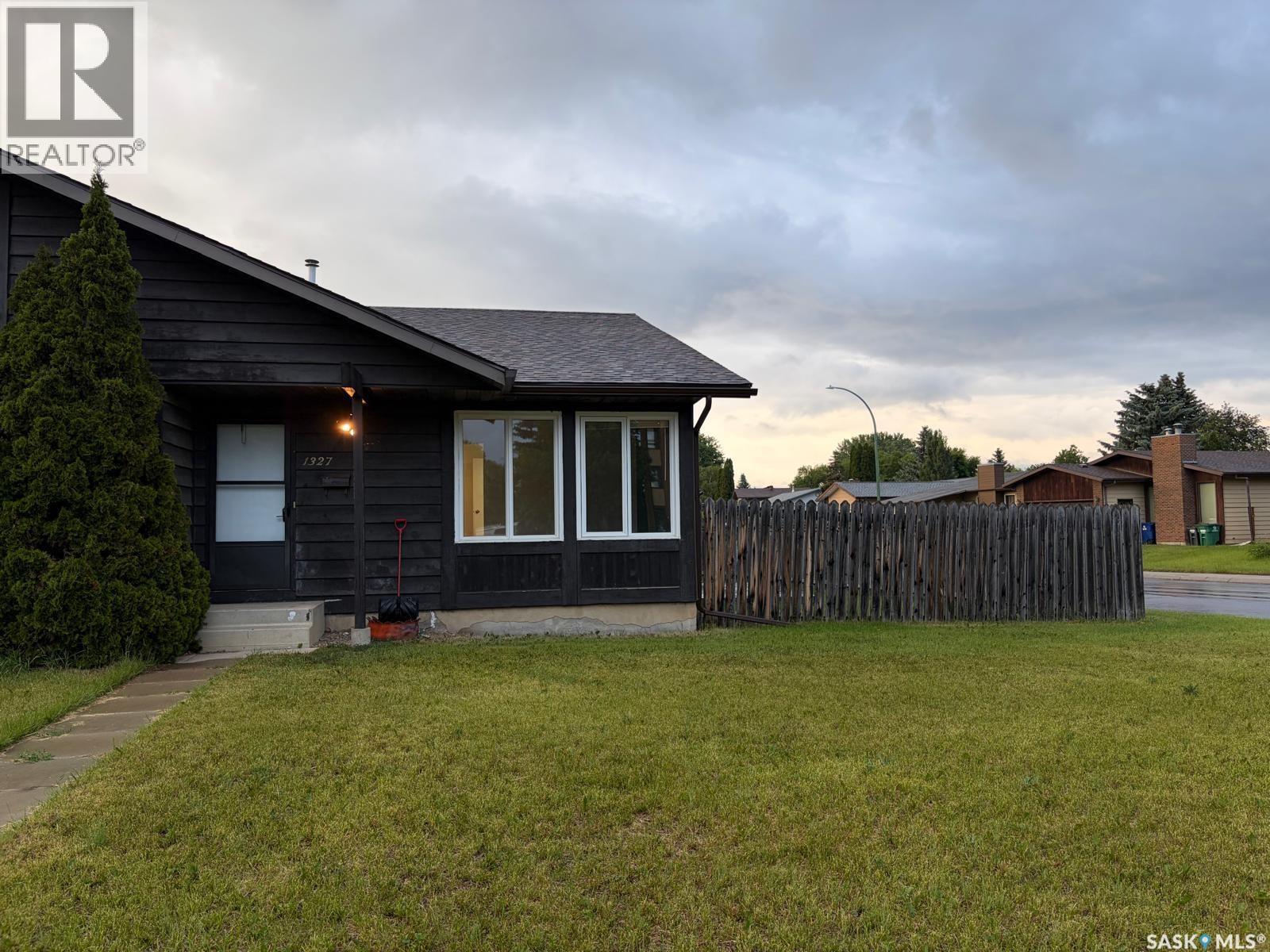 1327 Mccormack Road, Saskatoon, SK