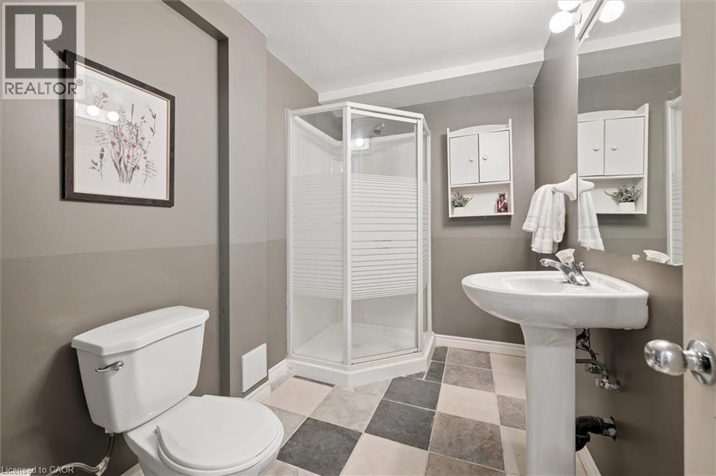 702 Activa Avenue, Kitchener, ON