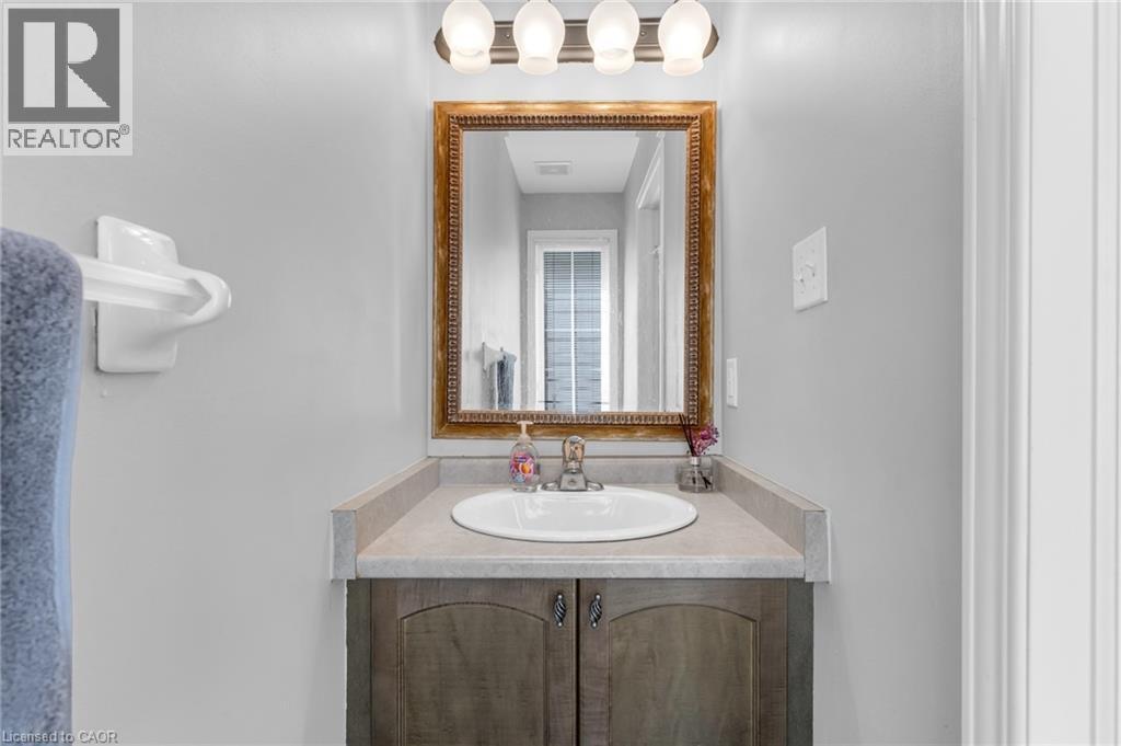 7 Southside Place Unit# 16, Hamilton, ON
