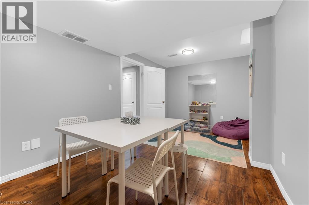7 Southside Place Unit# 16, Hamilton, ON