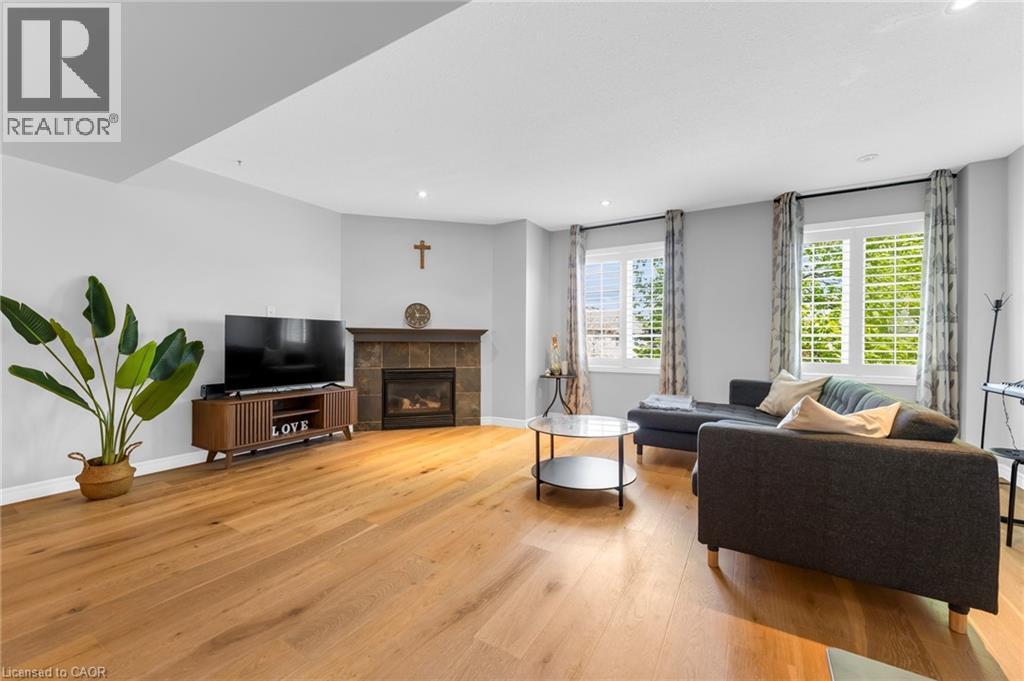 7 Southside Place Unit# 16, Hamilton, ON
