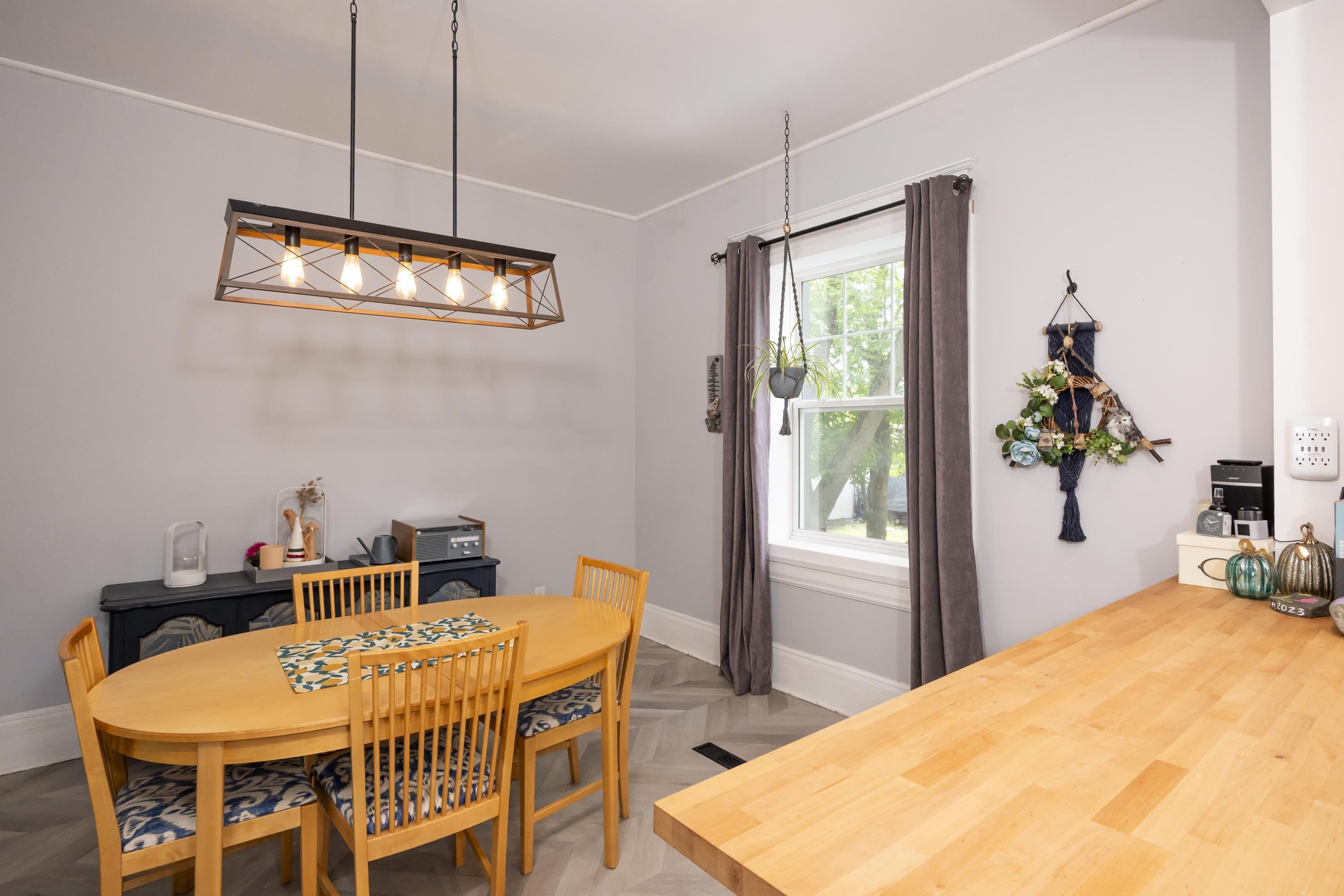 435 Bernard Street, Thunder Bay, ON