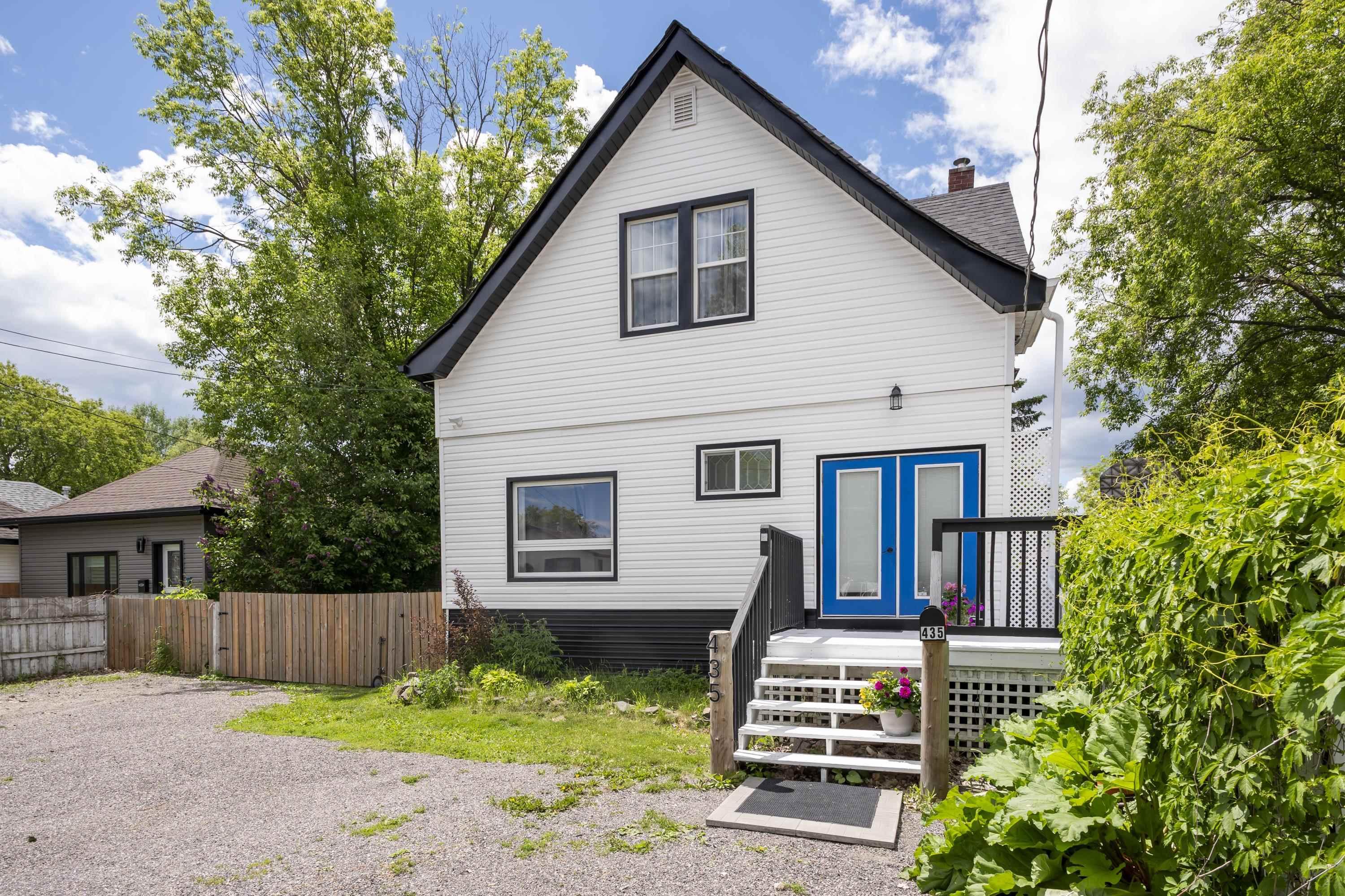 435 Bernard Street, Thunder Bay, ON